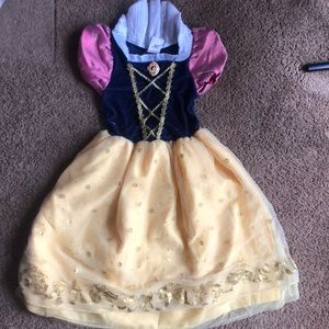 Vintage Snow White dress